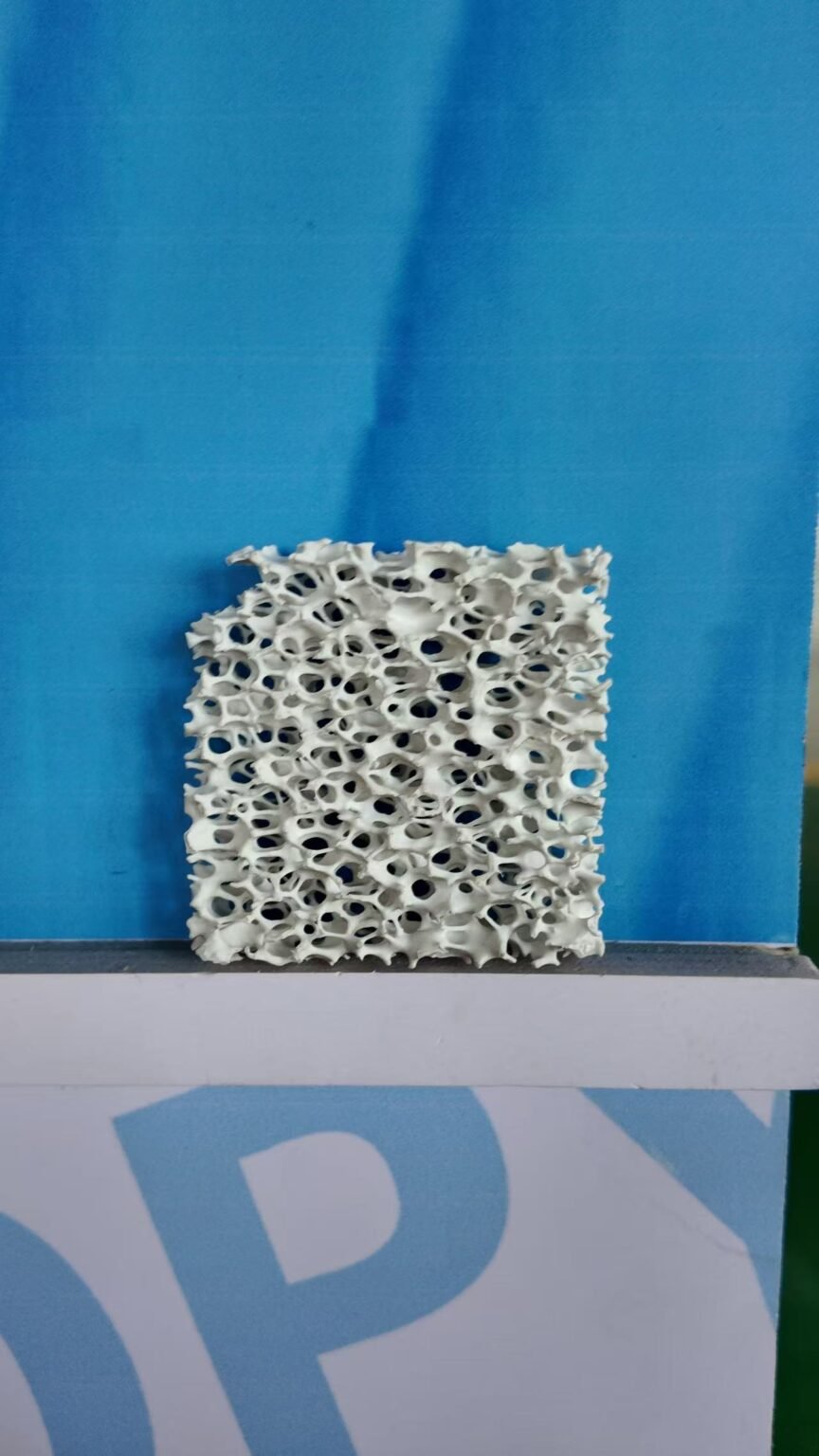 ALUMINA FOAM CERAMIC FILTER